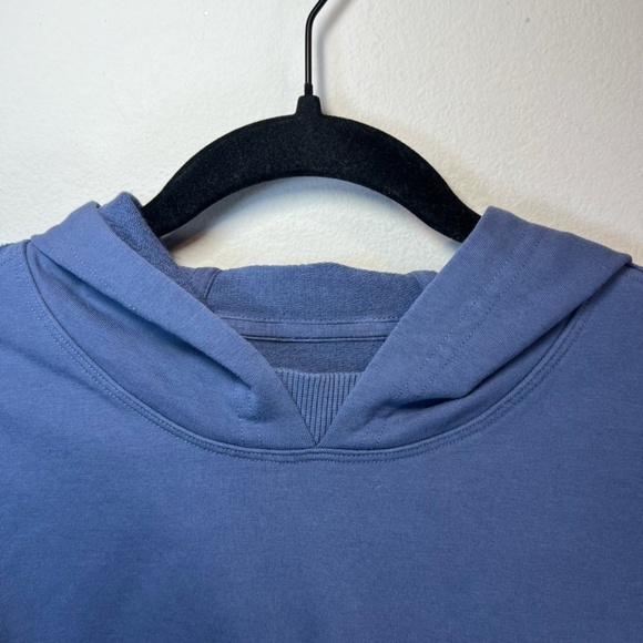 Lululemon All Yours Cropped Hoodie Shirt Ink Blue Pullover Stretch Womens Size 4 - Picture 4 of 15